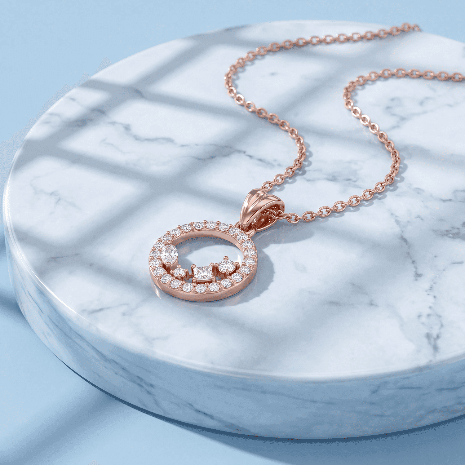 STANDALONE GOLD PENDANTS AND LOCKETS